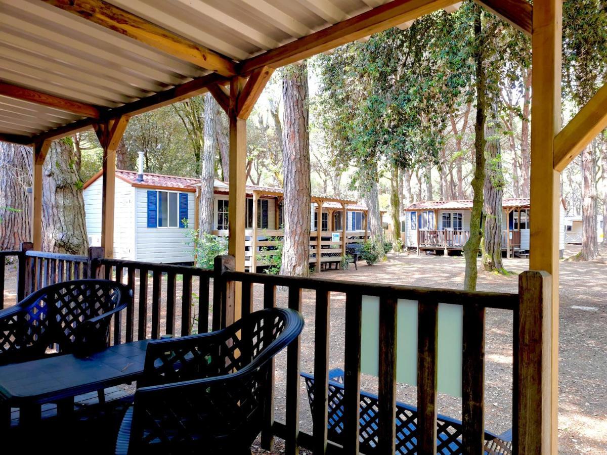 Dena Chalets - Lido Di Spina At The Beach Exterior foto